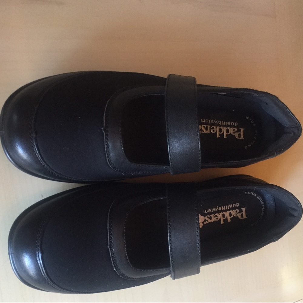 Padders  black extra wide ladies shoes -brand new